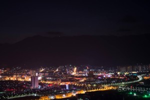 Lincang bei Nacht